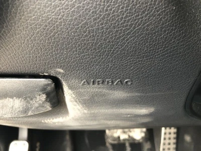 Bolsa de aire airbag MERCEDES BENZ C250 2010-2017 RODILLA INFERIOR LADO DEL CONDUCTOR IZQUIERDO 907390 Foto 1 de 4