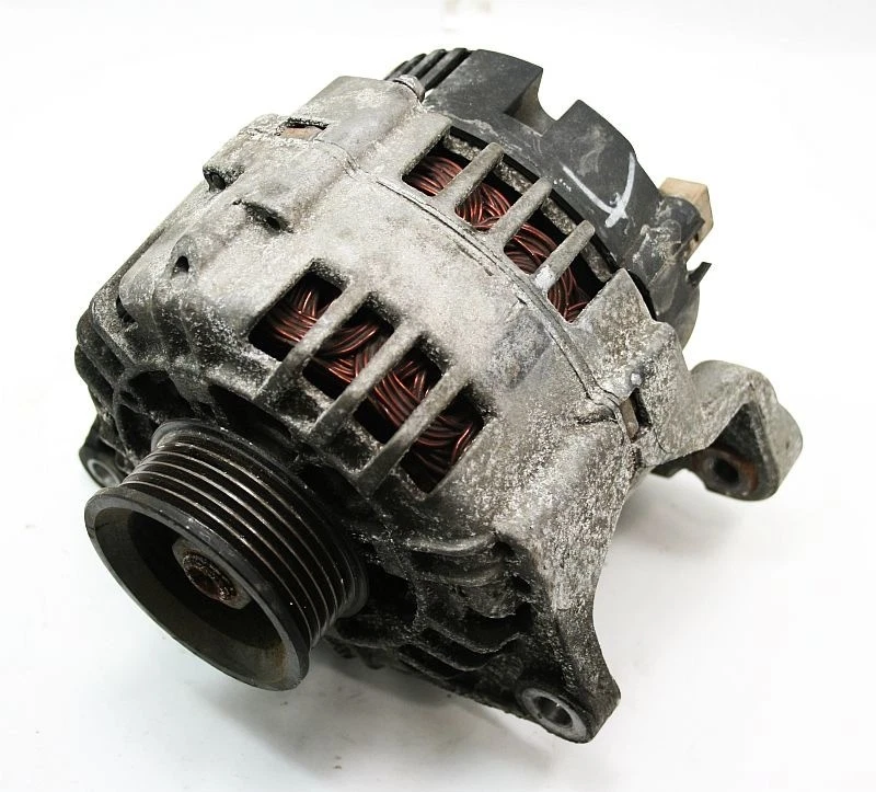 Alternador 120 Amp Valeo 99-02 Audi A4 A6 VW Passat B5 2.8 2.7T - 078 903 016 H Foto 1 de 1