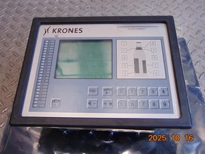 KRONES CHECKMAT 2-098-85-101-0 OPERATOR PANEL DISPLAY CONTROLLER - Picture 1 of 4