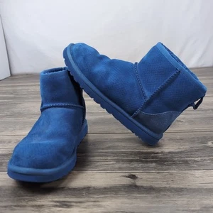 UGG Classic Mini Boots Sz 6 Marine Blue Exotic Scales Rare 1006500 Sheepskin - Picture 1 of 16
