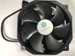 Silverstone SST-FHP141 V2.0 140mm x 140mm x 38mm Dual Ball Bearing Dual Mode Fan - Picture 1 of 2