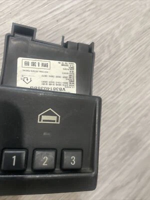 Abridor de puerta de garaje de 3 botones Homelink para BMW E38 E39 E46 E53 Foto 1 de 4