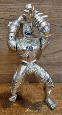 Figura de acción metálica 1994 Kenner Batman Delux Silver Knight Legends Batman 5 Foto 1 de 4