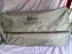 REI Kingdom 4 The Ultimate Campground Base 4-Person Camping Tent - Picture 1 of 4