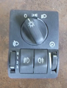 Holden Astra TS 98-05 Headlight Fog Light Switch - Picture 1 of 3