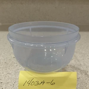 Tupperware 1403A-6 Snack Bowl Clear Blue No Lid - Picture 1 of 3
