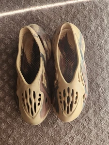 Yeezy Foam Runner Mx Clay Size 8 - Picture 1 of 10