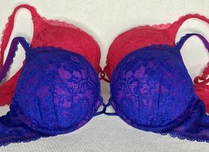 Victoria's Secret Lot of 2 Miraculous Plunge Lace Padded Bras 34B 1 Red 1 Blue - Picture 1 of 17