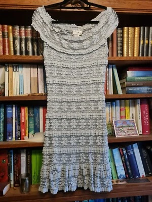 Max Studio Kleid Spitze Gr. M Lindgrün / Grau Rüschen Hochzeit - Bild 1 von 4