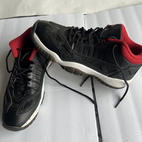 Nike Air Jordan 11 XI Retro Low GS TAGLIA 6.5Y nere usate