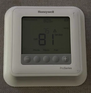 Honeywell T6 Pro Programmable Thermostat TH6210U2001 2/Heat 1/Cool Heat Pump OB - Picture 1 of 2