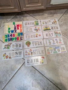 De colección Fisher Price 13 Tarjetas Plantilla y Bandeja con Letras para Escritorio de Días Escolares - Imagen 1 de 5