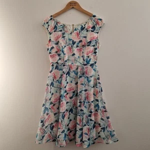 Yumi Womens Dress UK 10 White Floral Class Act Mini No Sleeve - Picture 1 of 12