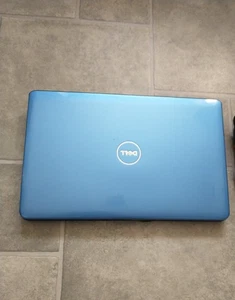 Dell Inspiron 1545 Laptop - t4500/3gb/160 hd - blue - Picture 1 of 4