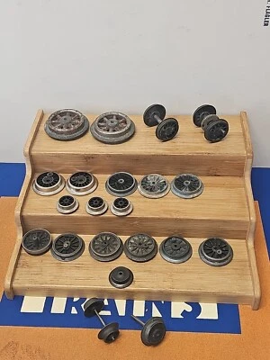  Lote de RODAS flangeadas e outros Lionel & American Flyer (24 rodas) - Imagem 1 de 4