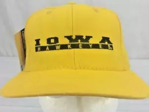 NUEVO CON ETIQUETAS Iowa Hawkeyes Gorra Amarilla Snapback Hecho en EE. UU. NUEVO - Imagen 1 de 9