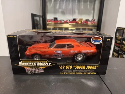  Superdeportivo de colección Ertl ARNIE BESWICK '69 PONTIAC GTO SuperJudge 1 de 1250 Foto 1 de 3