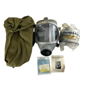 Finnish Army Gas Mask M65 NBC Complete Kit Unissued Vintage - Picture 1 of 10