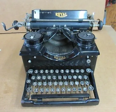 Antique Royal 10 Dual Glass Panel Desktop Typewriter  • 646.49$