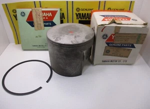 Vintage Yamaha SC500 NOS OEM STD Piston & Rings # 363-11631-03-96 & 363-11611-00 - Picture 1 of 4