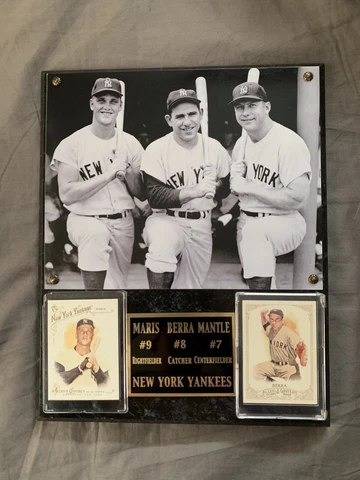 Maris, Berra, Mantle New York Yankees. Maris 2014 and Berra 2012 Topps Plaque Cover
