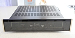 Amplificador de potencia estéreo de estado sólido McIntosh Mc7100 - Muy buen estado. - Imagen 1 de 9