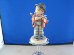 Goebel Hummel #4, Little Fiddler figurine - Picture 1 of 6