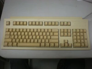 Hewlett Packard C3758-60201 Keyboard - PS/2 Connector - Tests OK - Picture 1 of 4