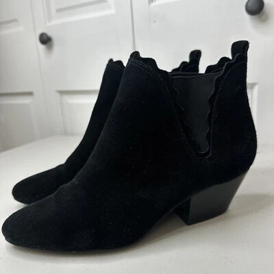 Sole Society Black Cow Split Suede Candrah Size 9 1/2 M Booties Scallop Casual - Image 1 of 4
