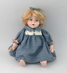 9110069 Niedl. Artistic Doll Bisque Head Girl Sitting Charaktergesicht - Picture 1 of 1