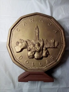 Canadian Parliament Hill Ceramic money saving Coin Bank - Picture 1 of 11