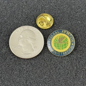 Pinback vintage esmaltado con logotipo de la FAA de la Administración Federal de Aviación #51397 - Imagen 1 de 2