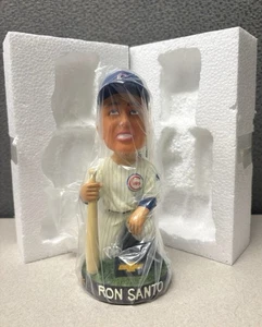 De colección Circa 2003 Chicago Cubs MLB Cubs Ron Santo Bobblehead - Imagen 1 de 2