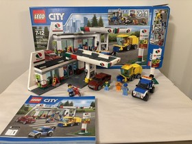 RETIRED LEGO City 60132 Service Station 2-in-1 Set 100% Complete Manual Box VGUC