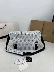 BAO BAO ISSEY MIYAKE White Messenger Bag Shoulder Bag Outlet Products No Box NWT - Picture 1 of 9