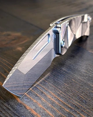 Cuchillo y herramienta Medford delgado midi vitral pulido a mano nuevo en caja Foto 1 de 4