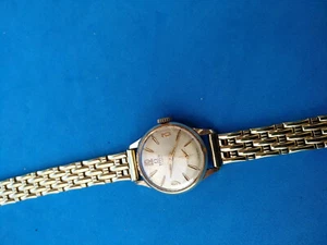 Vintage Titus Geneve 17J Gold Plated Ladies Wristwatch_893 - Picture 1 of 10