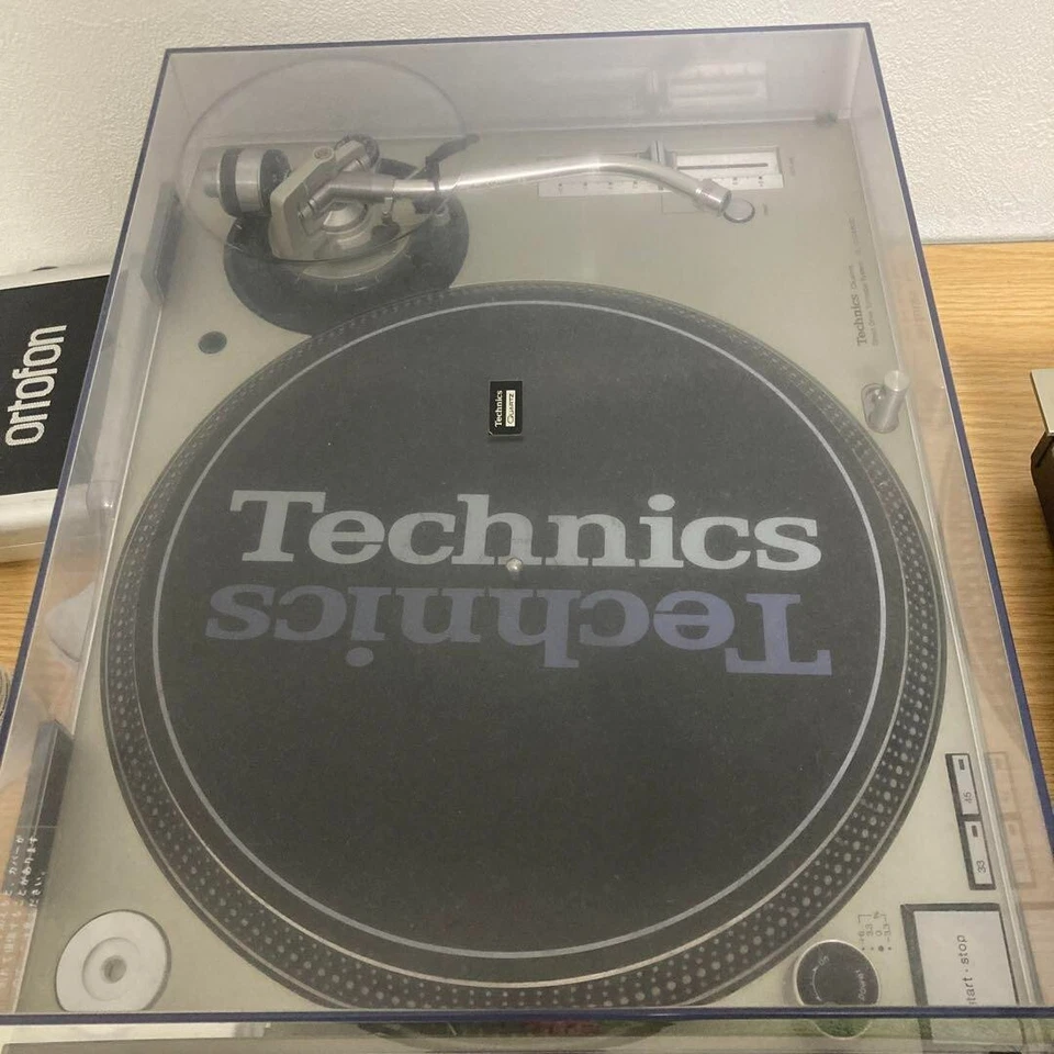 SL-1200MK3D  Technics Turntable Dj Silver Direct Player - Изображение 1 из 4