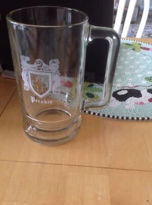 Bierkrug "Perakis" aus Glas groß mit Emblem - Bild 1 von 4