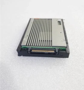 005033035 DELL EMC Powerstore 3000T 8GB SSD 2.5" hard drive - Picture 1 of 4