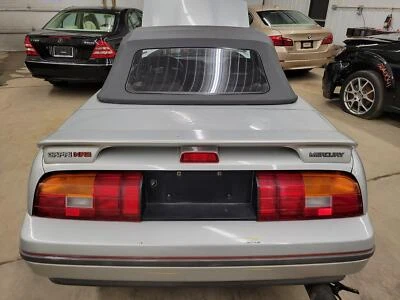 91-94 MERCURY CAPRI XR2 TAPA MALETERO TRASERO PUERTA LEVADIZA CON ALERÓN PLATA PLATINO YB Foto 1 de 4