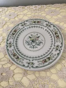 Royal Doulton provenzalisches Geschirr Porzellan Blumen Set 4 Brot & Butter Teller 6,5" - Bild 1 von 4