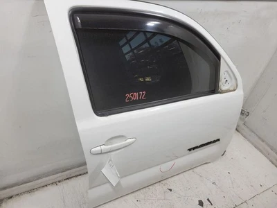 Toyota Tacoma 2005-2014 4,0 L doble cabina puerta delantera del pasajero *abollada* Foto 1 de 4