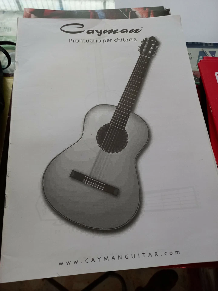LIBRO METODO CAYMAN PER CHITARRA CLASSICA  - Immagine 1 di 1