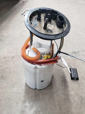 Bomba de combustível 19 20 21 22 23 24 AUDI Q3 S-Line APENAS --21K-- - Imagem 1 de 4