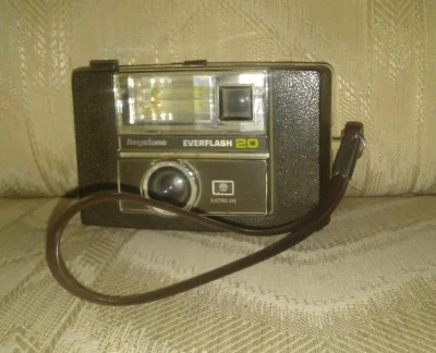 Keystone Everflash 20 Camera Untested 2 AA Batteries Flash 40MM Electric Eye - Image 1 of 4