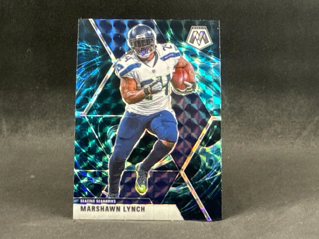 2020 PANINI MOSAIC MARSHAWN LYNCH #185 GENESIS PRIZMS SP SEATTLE SEAHAWKS