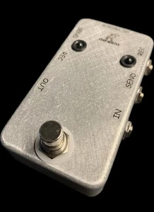Loop-Master Pedals Clean/Dirty A/B Loop Switcher Looper NEW IN STOCK! - Picture 1 of 3