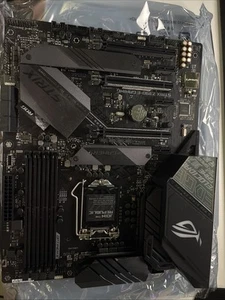 ASUS ROG Strix Z390-E Gaming - Bild 1 von 1