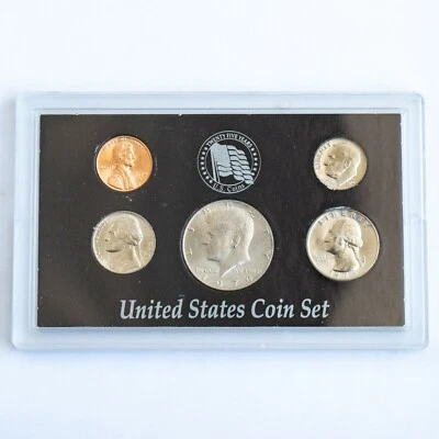 1974 - US Mint Set in Acrylic Case - Circulated  Twenty Five Years US Coins - Image 1 of 4